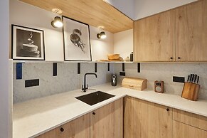 Host Stay Taylor Street