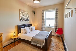 Host Stay High Street