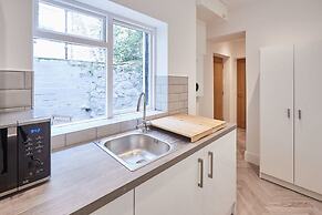 Host Stay Apartment 1 High Street