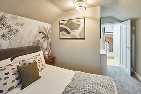 Host Stay Cosy Coastal Apartment 2