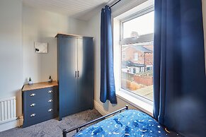 Host Stay Holyrood Lodge