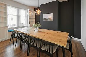 Host Stay Roslyn House