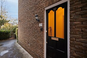 Host Stay Thamesview