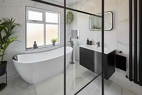 Host Stay The Retreat