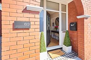 Host Stay The Retreat