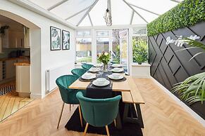 Host Stay The Retreat