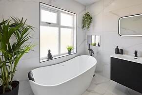 Host Stay The Retreat