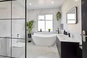 Host Stay The Retreat