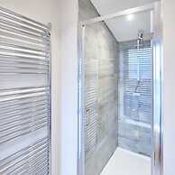 Host Stay Ramblers Retreat