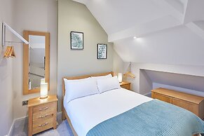 Host Stay Ramblers Retreat