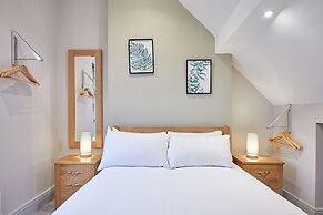 Host Stay Ramblers Retreat