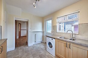 Host Stay Blue Sky Cottage