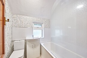 Host Stay Blue Sky Cottage