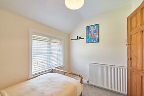 Host Stay Blue Sky Cottage