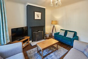 Host Stay Hall Garth