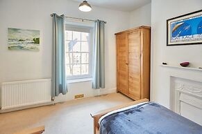 Host Stay Hall Garth