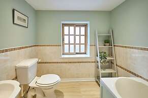 Host Stay Widger Mews Apartment