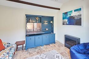 Host Stay Rose Cottage