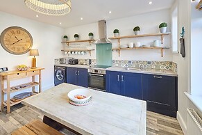 Host Stay Mumbles Cottage