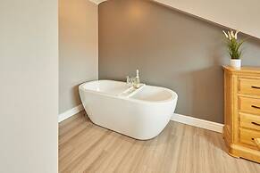 Host Stay The Old Jail Barber s Shop