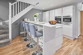 Host Stay The Old Jail Barber s Shop