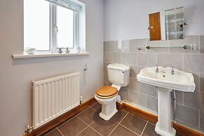 Host Stay Dove Cottage