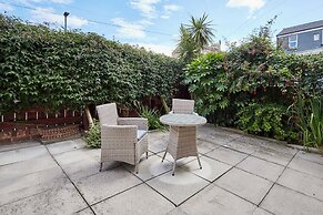 Host Stay Pearl Street