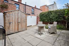 Host Stay Pearl Street