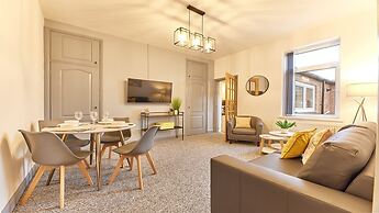 Host Stay Inness House