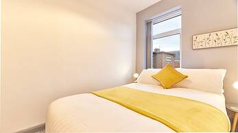 Host Stay Inness House