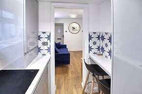 Host Stay Clinker Cottage