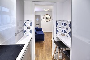 Host Stay Clinker Cottage