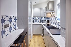 Host Stay Clinker Cottage