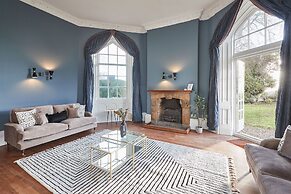 Host Stay Silton Hall