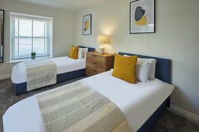 Host Stay 1 The Mount