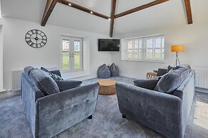 Host Stay 1 The Mount