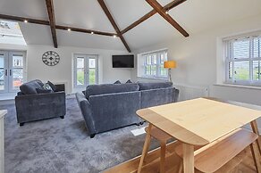 Host Stay 1 The Mount