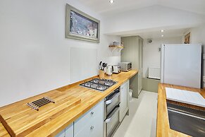 Host Stay 1 Coastguard Cottages