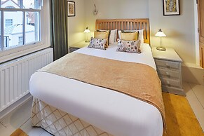 Host Stay 1 Coastguard Cottages