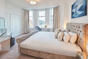 Host Stay Captain s Deck Seafront Apartment