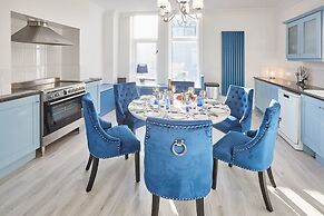 Host Stay Captain s Deck Seafront Apartment