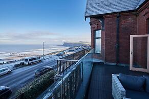 Host Stay Captain s Deck Seafront Apartment