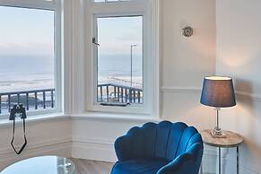 Host Stay Captain s Deck Seafront Apartment