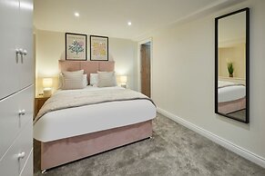 Host Stay 3 The Mount