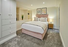 Host Stay 3 The Mount