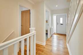 Host Stay 3 The Mount