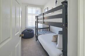 Host Stay Castle View