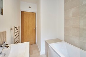 Host Stay Britton Hall Bungalow