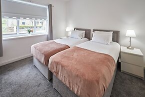 Host Stay Britton Hall Bungalow