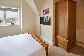 Host Stay The Garret Suite